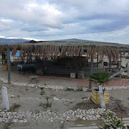 Zulu Beach Tenda Vlorë Buitenkant foto